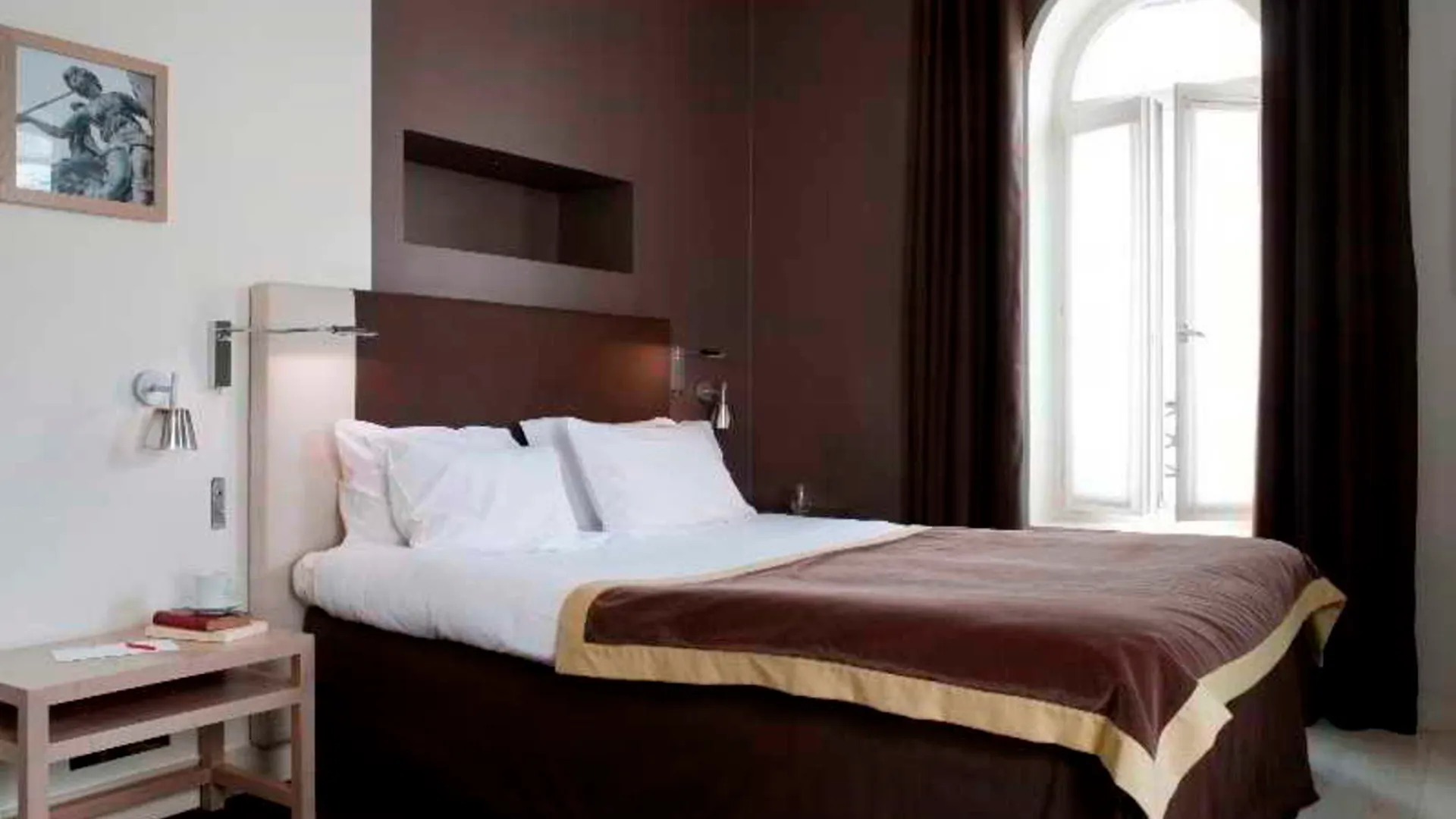 Otel Nh Paris Champs-Elysees