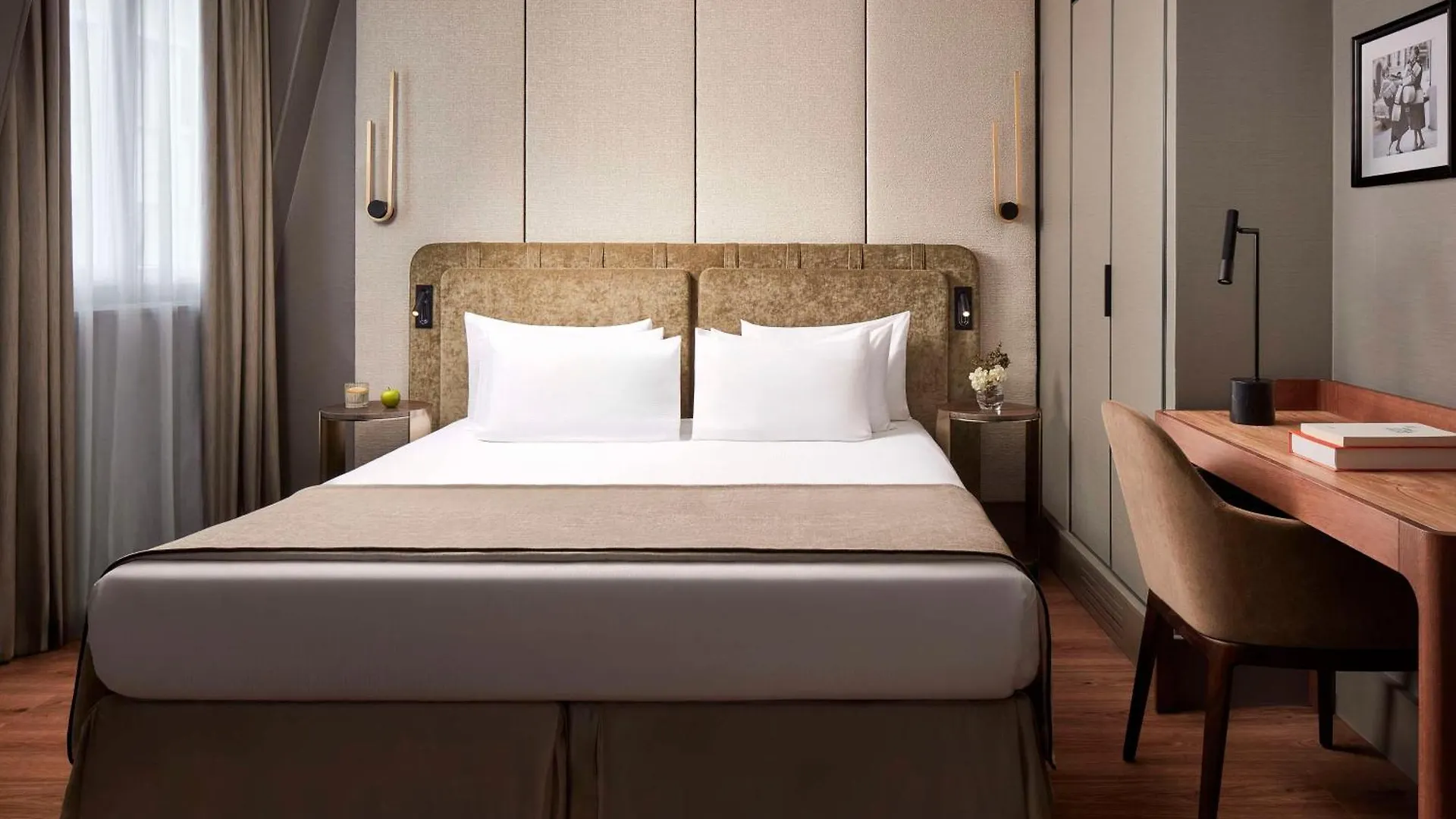 **** Hotel Nh Collection Paris Ponthieu Champs-Elysees France