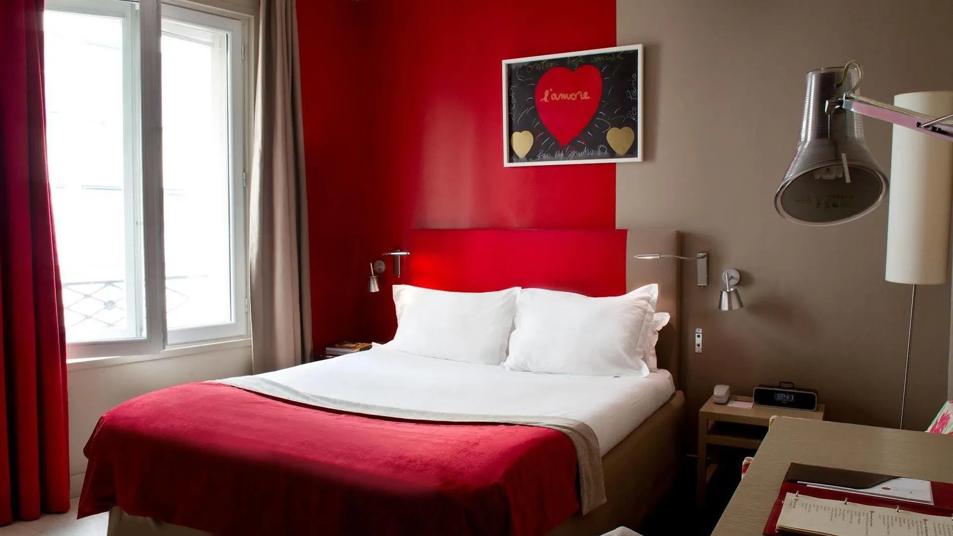 Nh Collection Paris Ponthieu Champs-Elysees 4*,  France